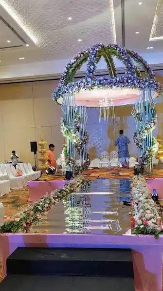 Cold pyro and confetti burst bridal entry moment on sangeet stage